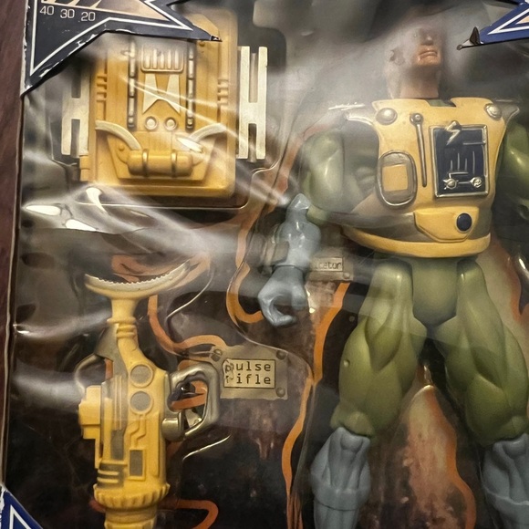 Commando Extreme Action Figure Set - Yellow and Green by Sundo Collectible NWT - Picture 2 of 10